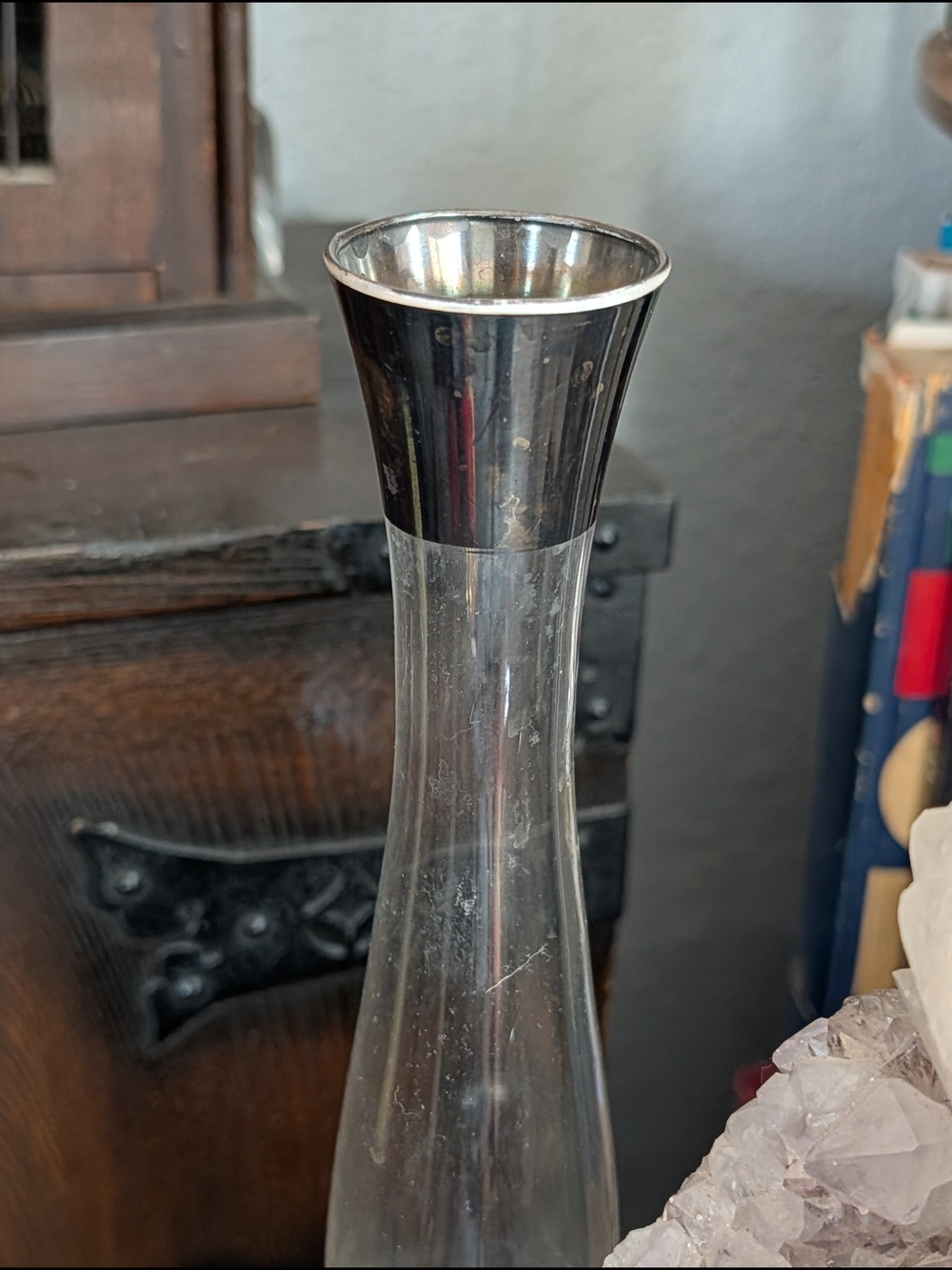 Elegant Clear Glass Vase with Silver Rim - Home Accents